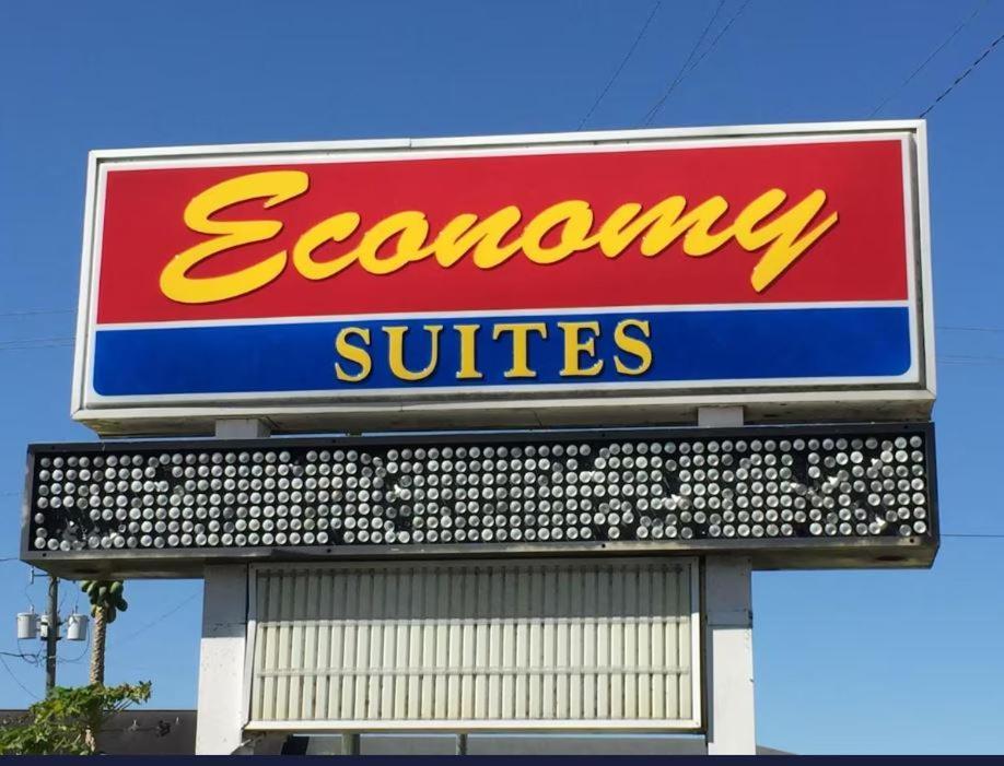Economy Suites Winter Haven Exterior foto